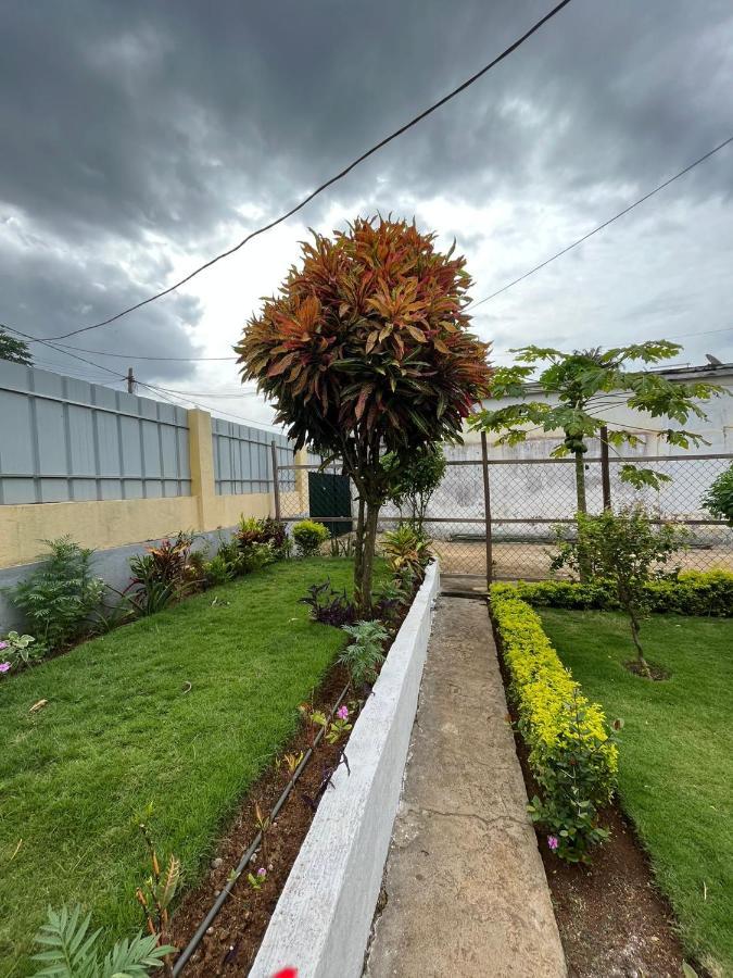 J Nova Lda Appartement Sao Tome Buitenkant foto