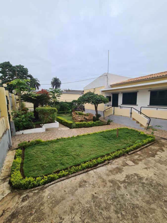 J Nova Lda Appartement Sao Tome Buitenkant foto