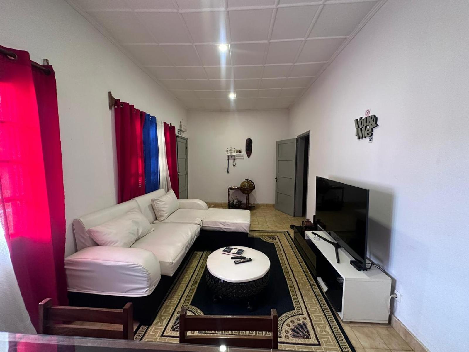 J Nova Lda Appartement Sao Tome Buitenkant foto