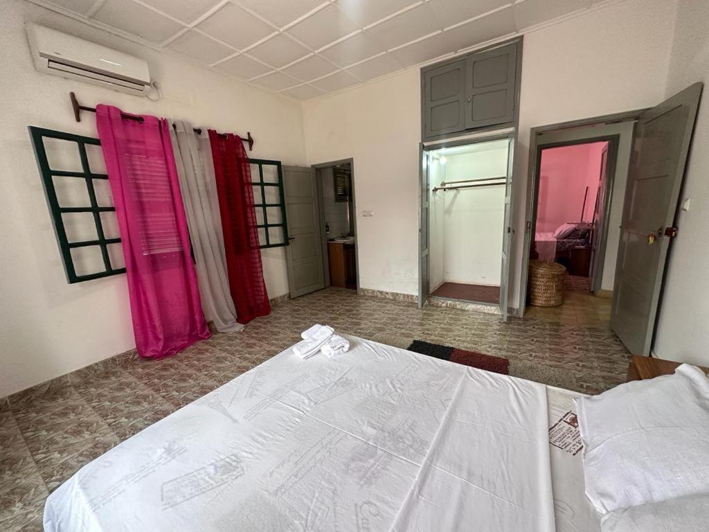 J Nova Lda Appartement Sao Tome Buitenkant foto