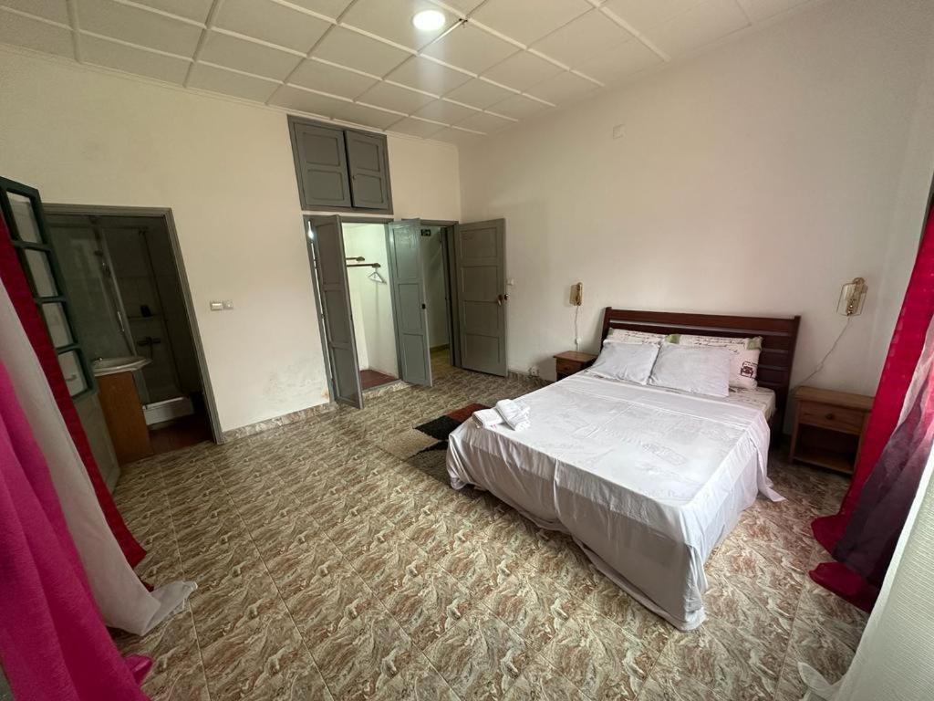 J Nova Lda Appartement Sao Tome Buitenkant foto